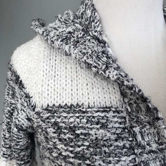 Michael Kors Striped Sweater, Size: XS - Picture 2 of 6